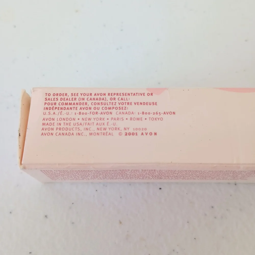 NOS 2001 Avon Breast Cancer Ultra Color Rich Renewable Lipstick Strength